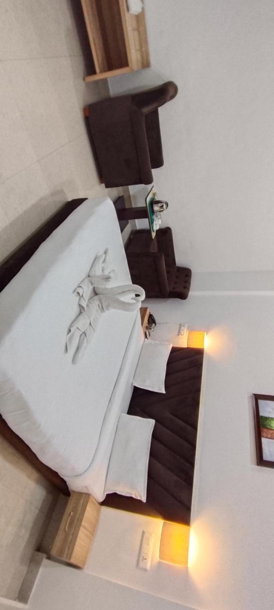 Hotel Lakeview By Bookingcare Chhatarpur Exterior foto